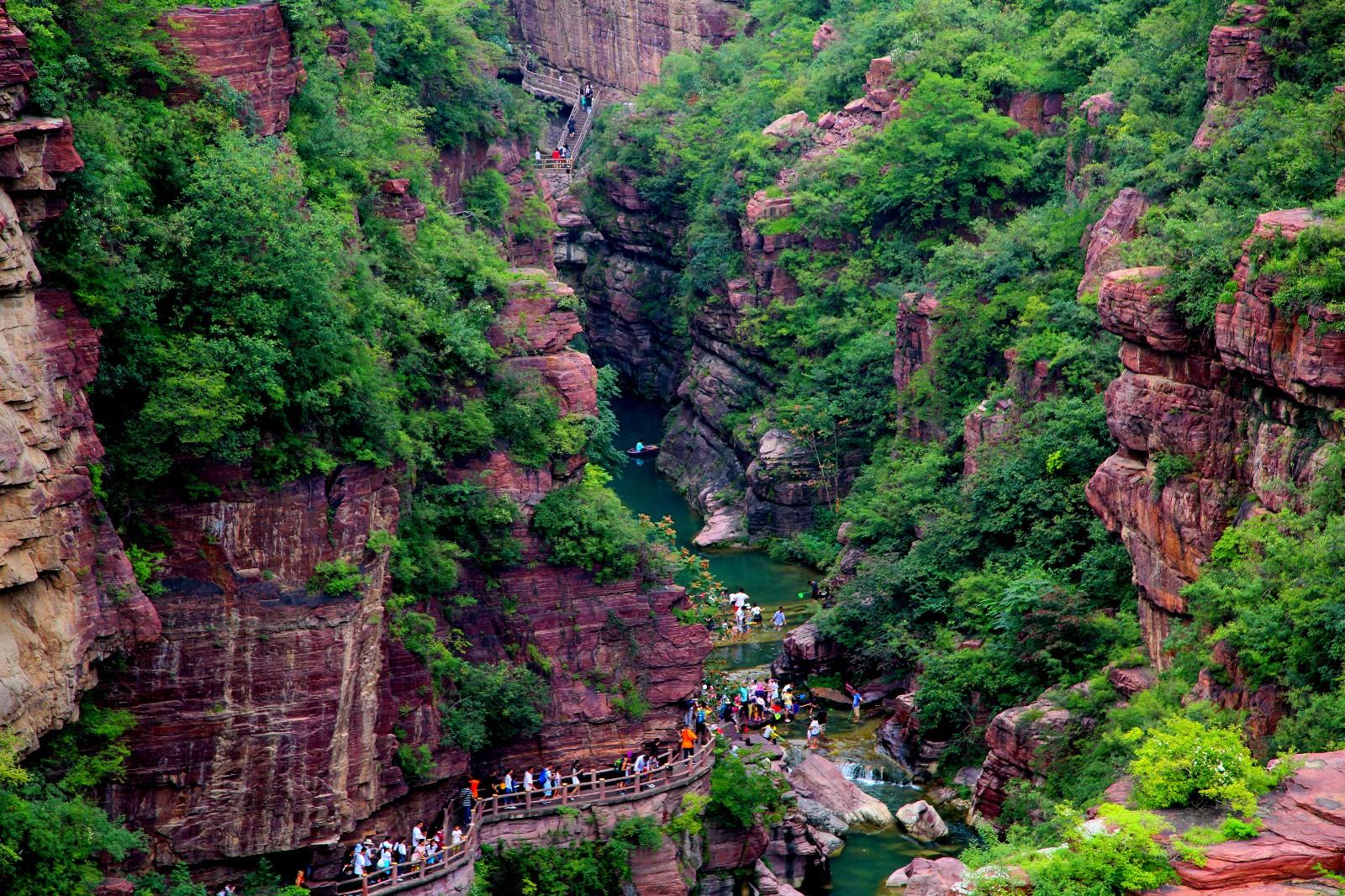 云台山、峰林峡翡翠湖、洛阳牡丹汽车三日游