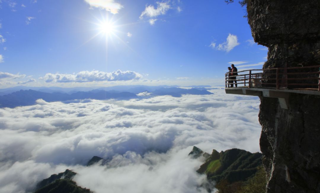 龙头山+兴汉胜境+汉颂+天汉传奇+芦苇荡二日游